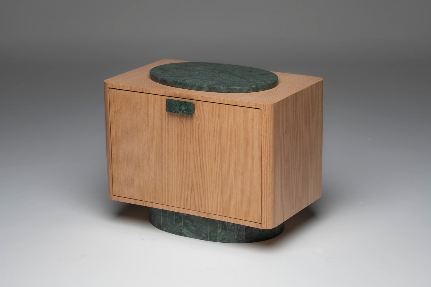 Quadrata | Bedside Table