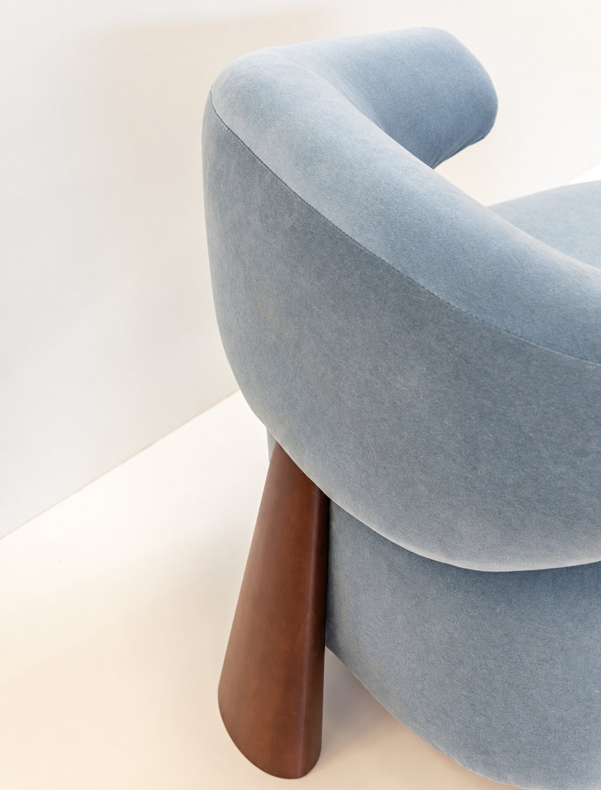Elephant〡Lounge Chair